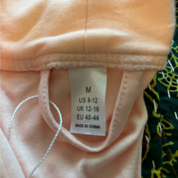 NWOT bath robe. - Picture 3 of 3